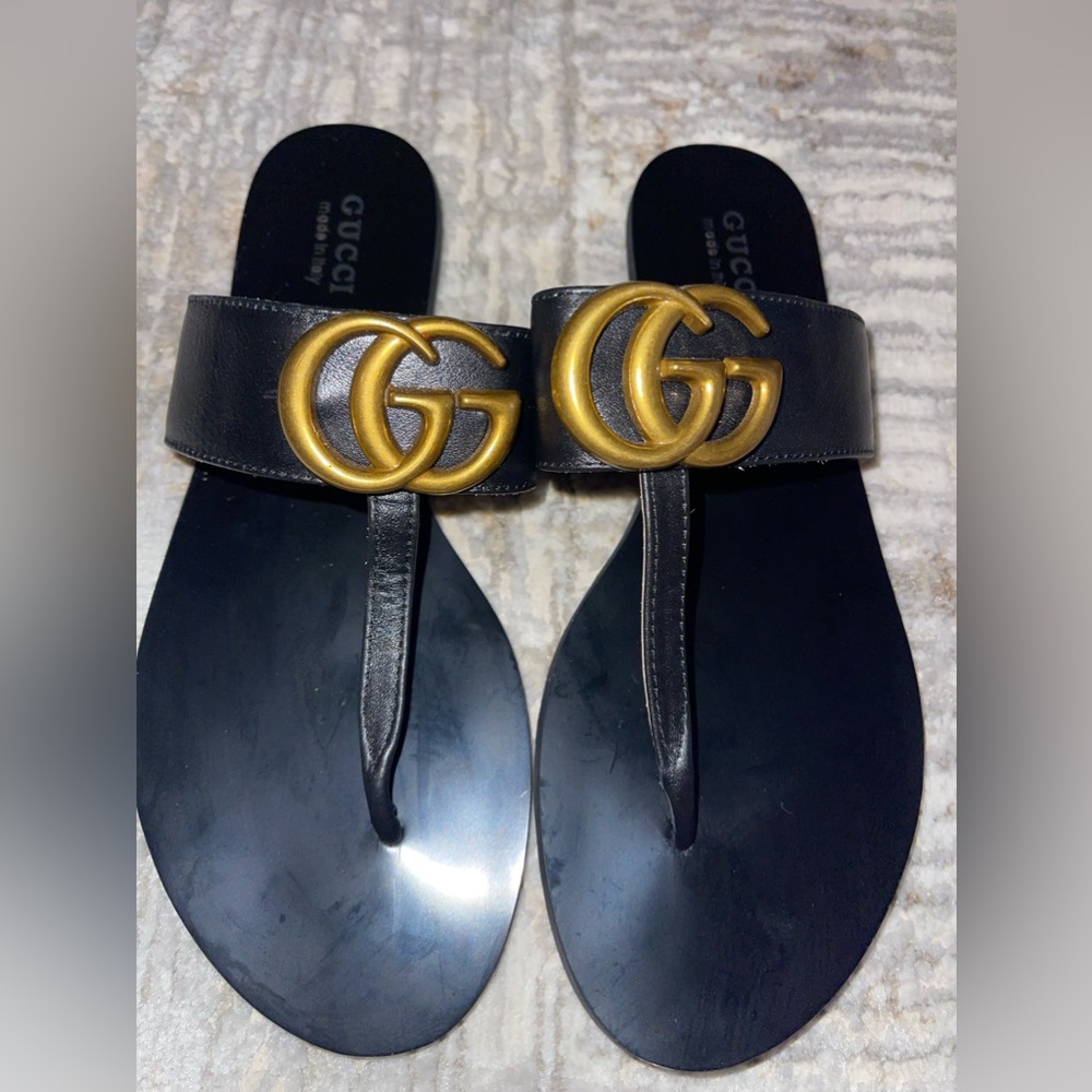 Gucci sandals